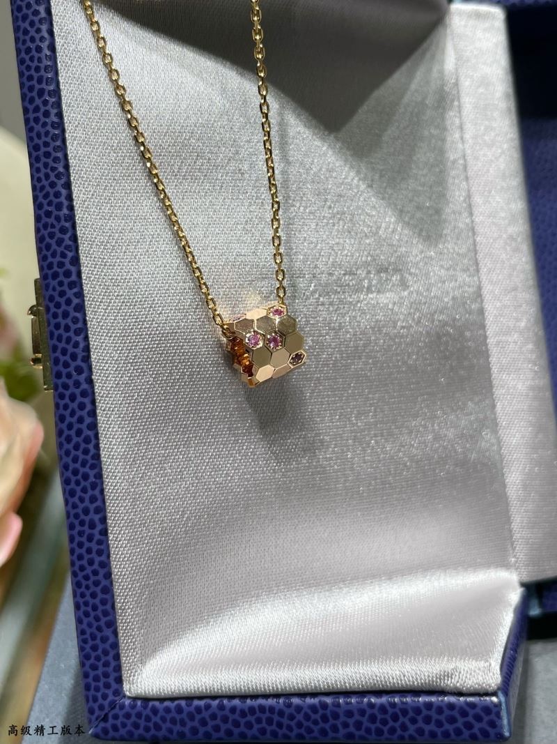 CHAUMET